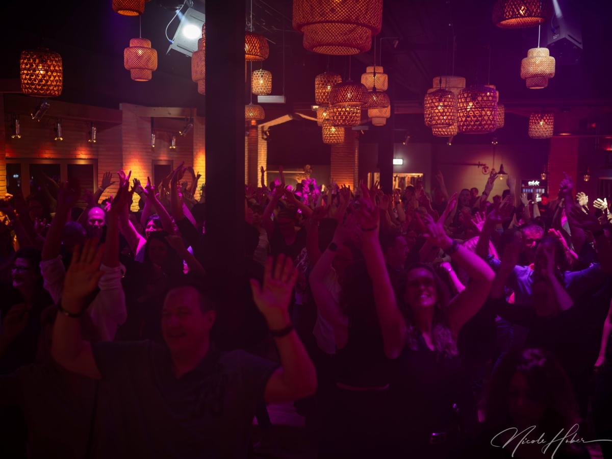 Tanzparty40 - Bilder Osterparty 2024 im Silkk